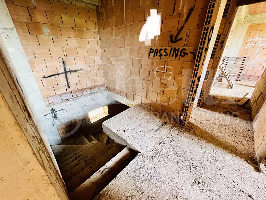 Immagine 30 di Villa in vendita  in Via ALBERTO SORDI, 42 a Ragusa