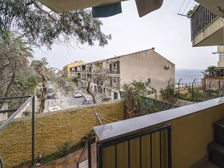 Immagine 35 di Appartamento in vendita  in Via Mili marina via nazionale, 321 a Messina