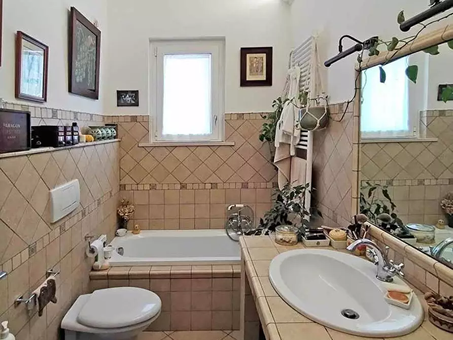 Immagine 3 di Appartamento in vendita  in Via L.MARE MAMELI, 110 a Senigallia