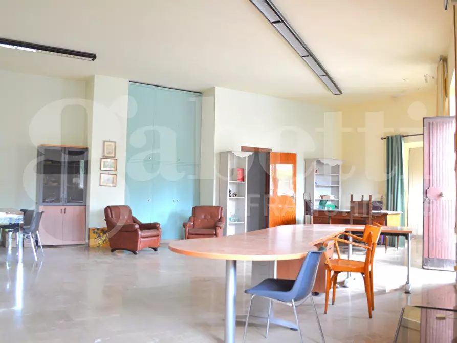 Immagine 1 di Ufficio in vendita  in Via Palma di Montechiaro, 212 a Ragusa