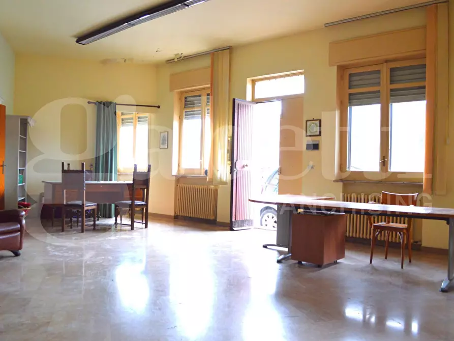 Immagine 6 di Ufficio in affitto  in Via Palma di Montechiaro, 212 a Ragusa