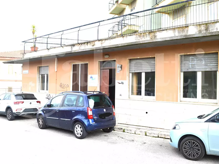 Immagine 1 di Ufficio in affitto  in Via Palma di Montechiaro, 212 a Ragusa