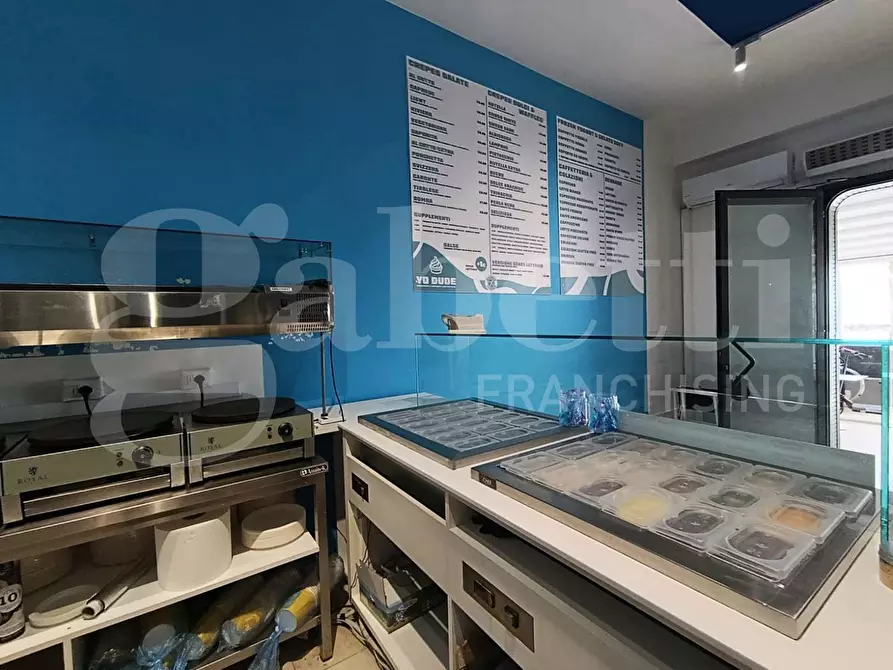 Immagine 18 di Laboratorio in vendita  in Via LUNGOMARE ANDREA DORIA, 68 a Ragusa