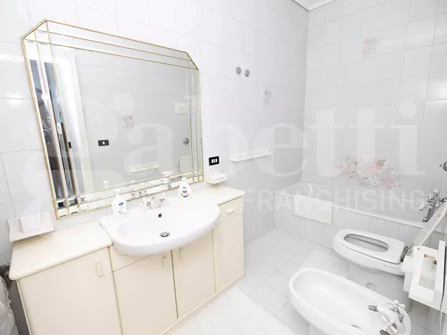 Immagine 40 di Appartamento in vendita  in Via EUCALIPTO, 21 a Ragusa