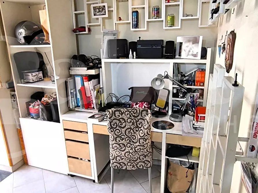 Immagine 14 di Appartamento in vendita  in Via Gaetano Argento a Napoli