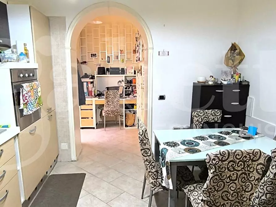 Immagine 4 di Appartamento in vendita  in Via Gaetano Argento a Napoli