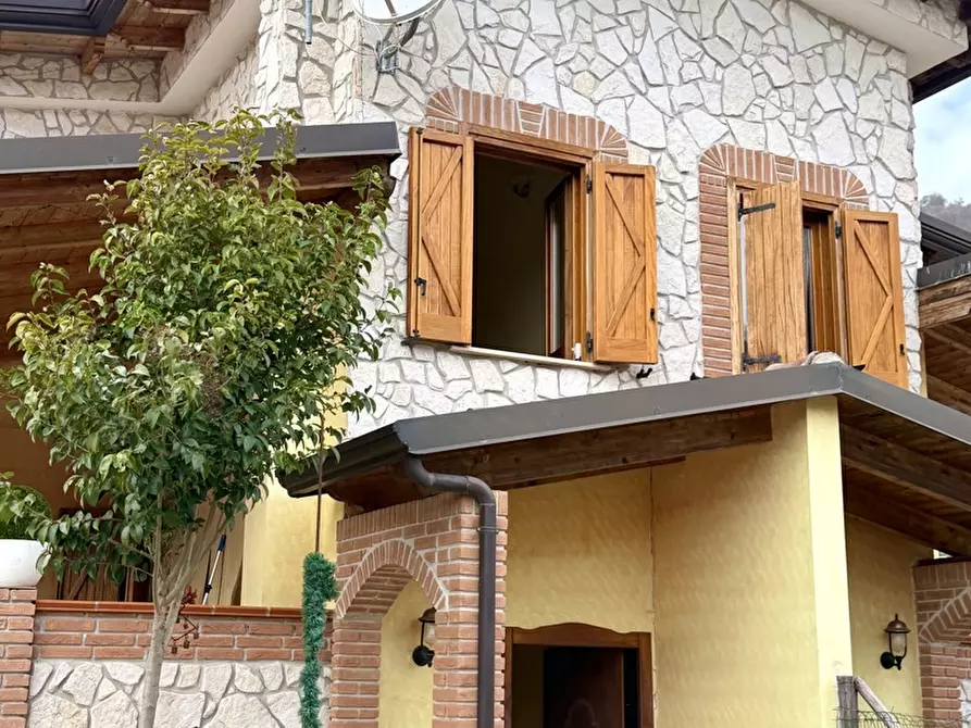 Immagine 46 di Casa bifamiliare in vendita  in Viale Marcantonio Colonna, 13 a Fiuggi