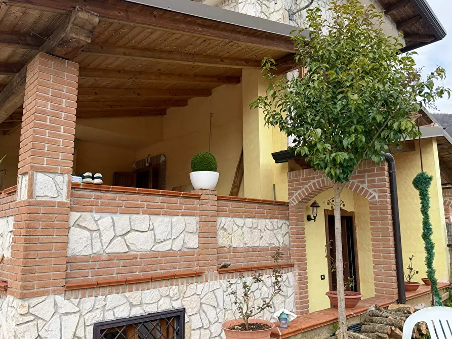 Immagine 9 di Casa bifamiliare in vendita  in Viale Marcantonio Colonna, 13 a Fiuggi