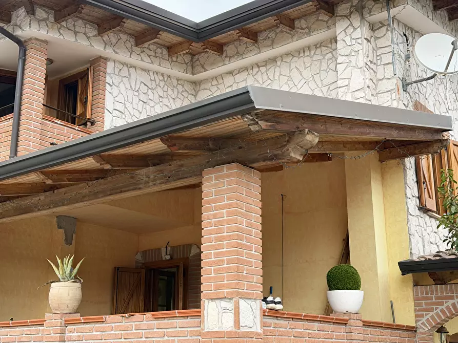 Immagine 3 di Casa bifamiliare in vendita  in Viale Marcantonio Colonna, 13 a Fiuggi