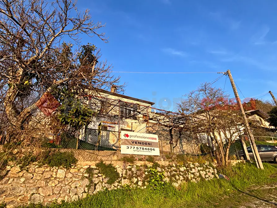 Immagine 3 di Casa indipendente in vendita  in Strada dâaccesso, 4 a Fumone