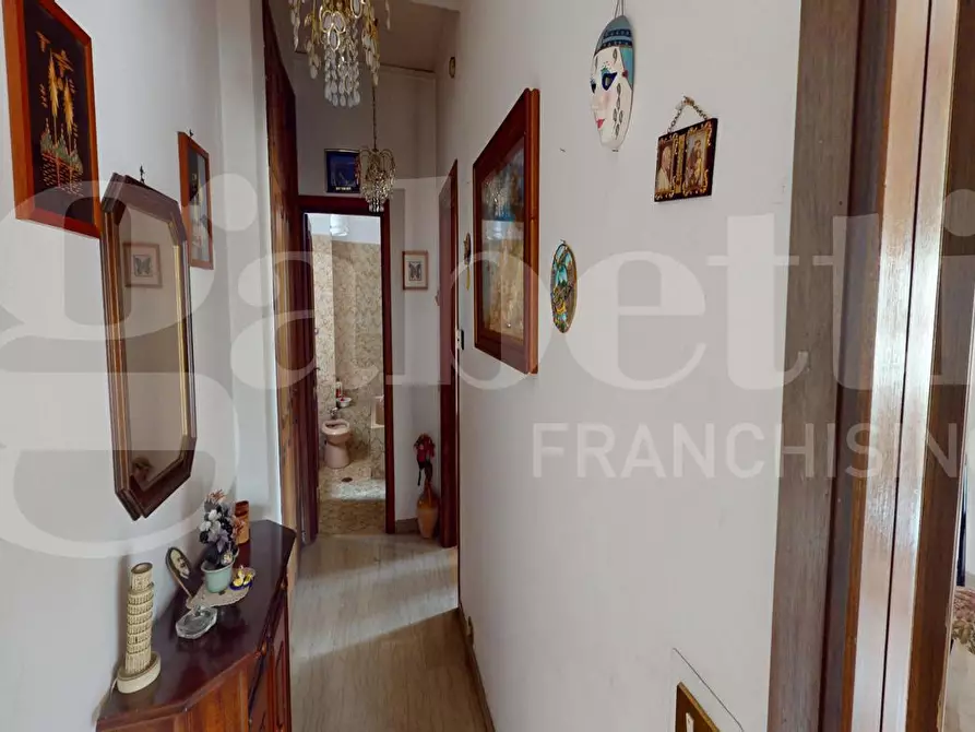 Immagine 11 di Appartamento in vendita  in Via Bibbona, 5 a Roma