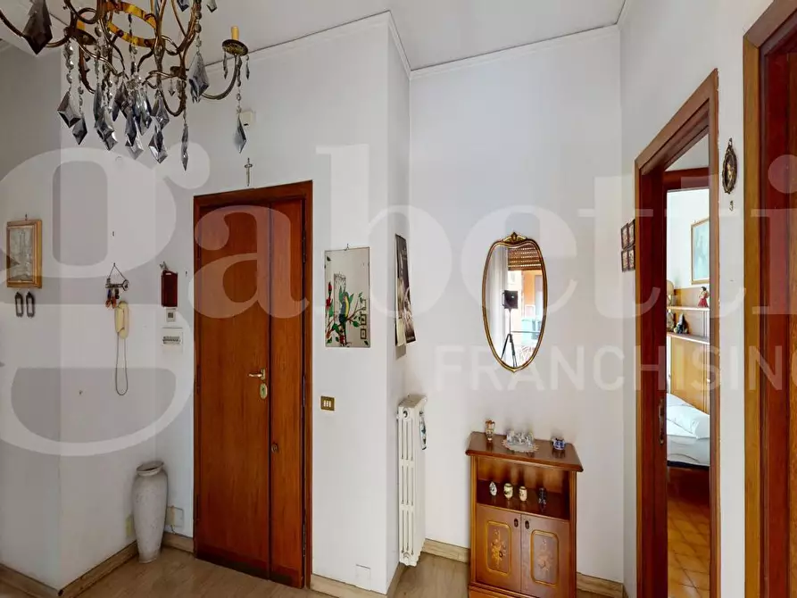 Immagine 5 di Appartamento in vendita  in Via Bibbona, 5 a Roma