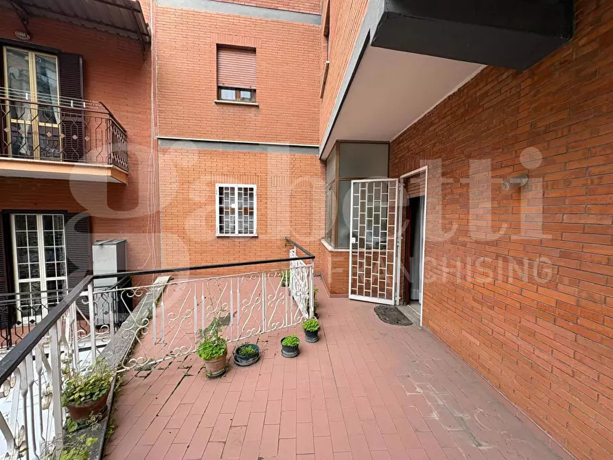 Immagine 43 di Appartamento in vendita  in Via Bibbona, 5 a Roma