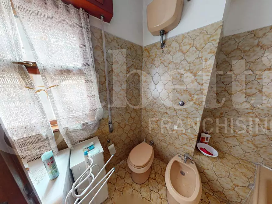 Immagine 14 di Appartamento in vendita  in Via Bibbona, 5 a Roma