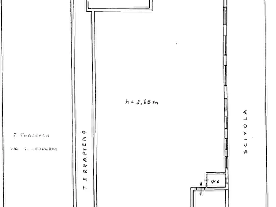 Immagine 29 di Magazzino in vendita  in Via Giacomo Leopardi, 21 a Gravina Di Catania