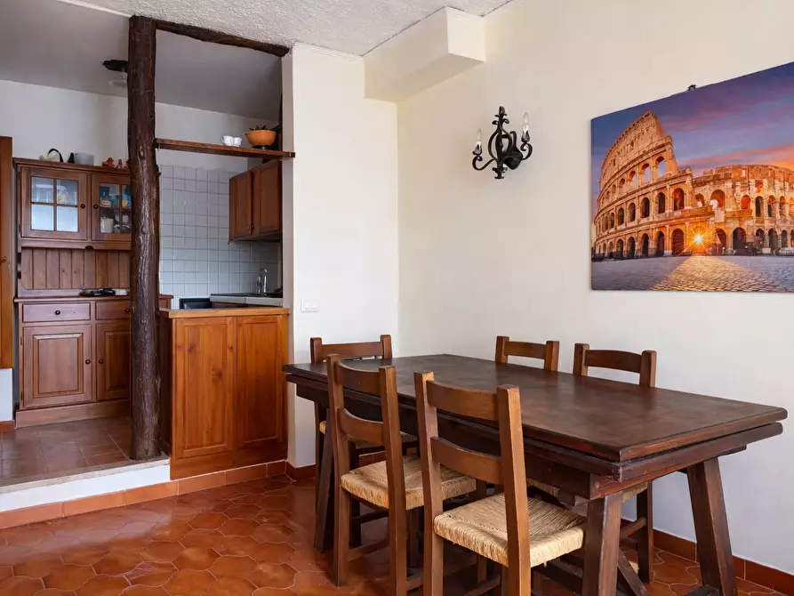 Immagine 2 di Villetta a schiera in vendita  in Via Degli Oleandri, 1 a Torre Cajetani