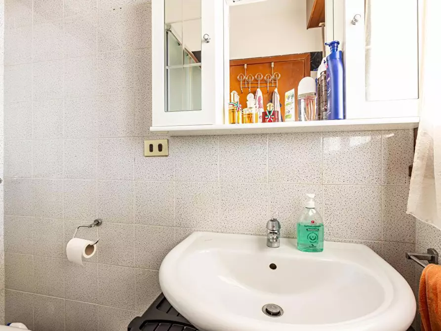 Immagine 13 di Appartamento in vendita  in Via Gioacchino Rossini, 2 a Legnano