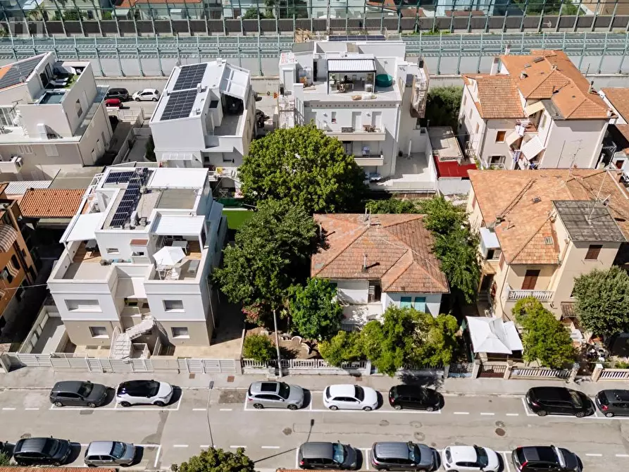 Immagine 2 di Casa bifamiliare in vendita  in Via RIETI, 10 a Senigallia