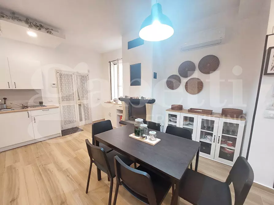 Immagine 8 di Casa indipendente in vendita  in Via Gabriele D'Annunzio, 3 a Alba Adriatica