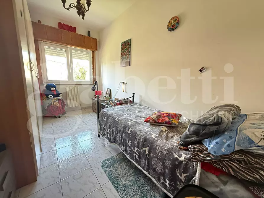 Immagine 19 di Appartamento in vendita  in Via GRAN SASSO, 10 a Bastia Umbra
