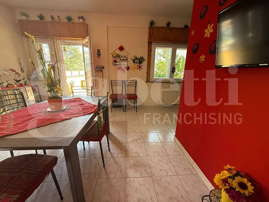 Immagine 15 di Appartamento in vendita  in Via GRAN SASSO, 10 a Bastia Umbra