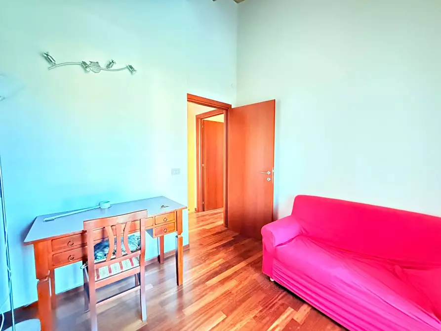 Immagine 15 di Appartamento in vendita  in Via BarzanÃ², 59 a Roma