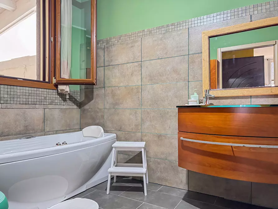 Immagine 20 di Villa in vendita  in Via Augusteo, . a Ispica