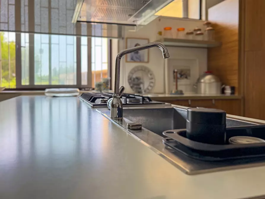 Immagine 16 di Villa in vendita  in Via Augusteo, . a Ispica