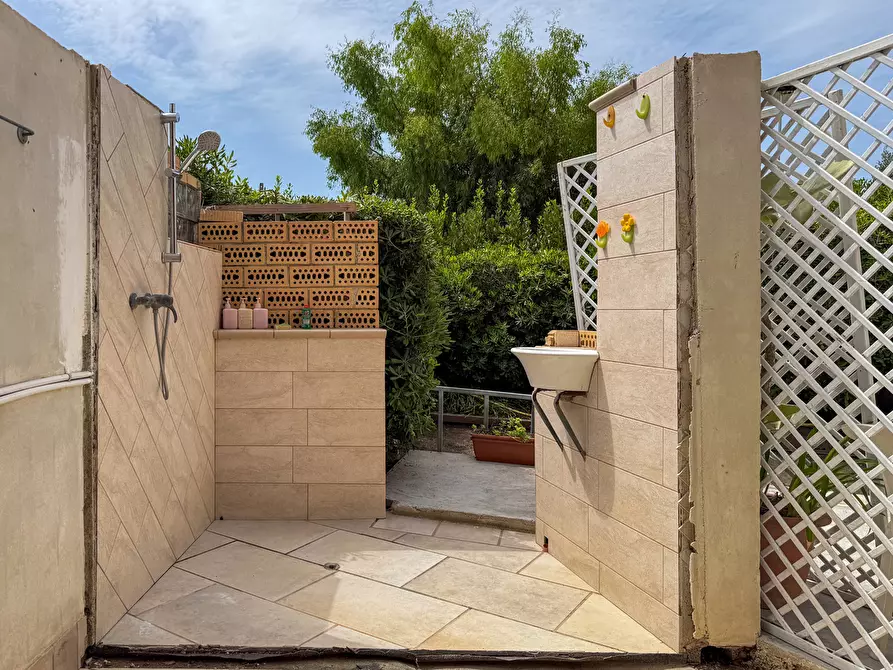 Immagine 36 di Villa in vendita  in Via Augusteo, . a Ispica