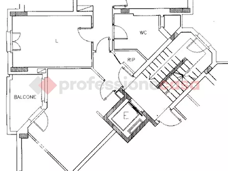 Immagine 36 di Appartamento in vendita  in Via Cinquefrondi, 115 a Roma