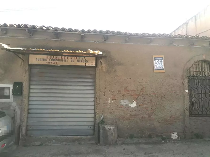 Immagine 1 di Laboratorio in vendita  in Via Mili Marina, via vallone dei medici, 2 a Messina