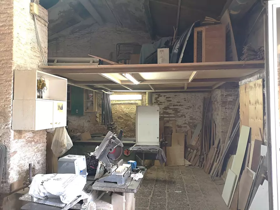 Immagine 4 di Laboratorio in vendita  in Via Mili Marina, via vallone dei medici, 2 a Messina