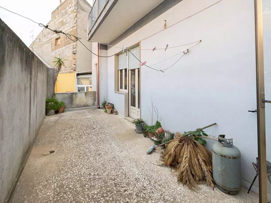 Immagine 5 di Appartamento in vendita  in Via OBERDAN, 10 a Ragusa