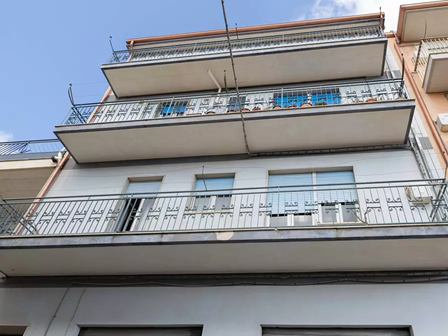 Immagine 19 di Appartamento in vendita  in Via OBERDAN, 10 a Ragusa
