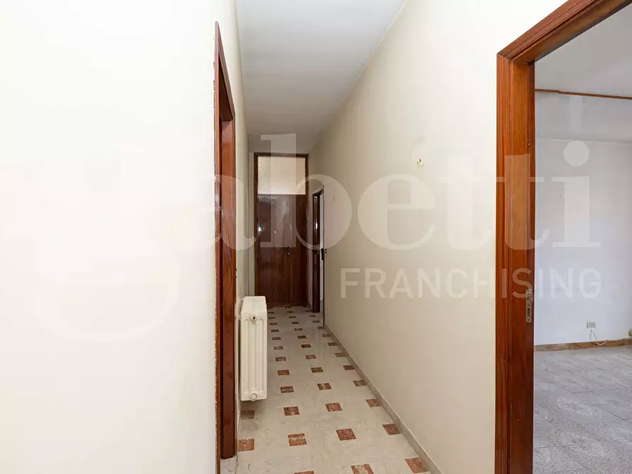 Immagine 12 di Appartamento in vendita  in Corso vittorio veneto, 676 a Ragusa