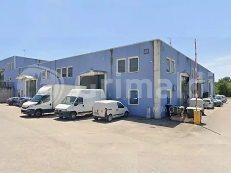 Immagine 4 di Capannone industriale in affitto  in Via camillo bozza a Corciano