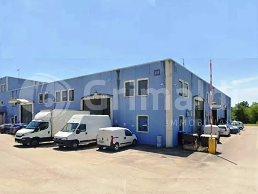 Immagine 3 di Capannone industriale in affitto  in Via camillo bozza a Corciano