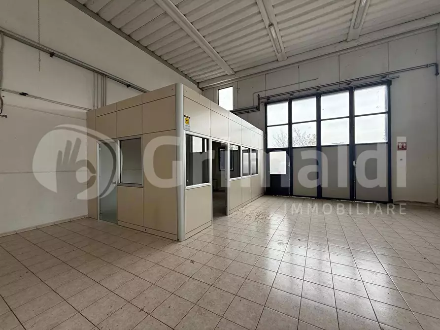 Immagine 7 di Capannone industriale in affitto  in Via camillo bozza a Corciano