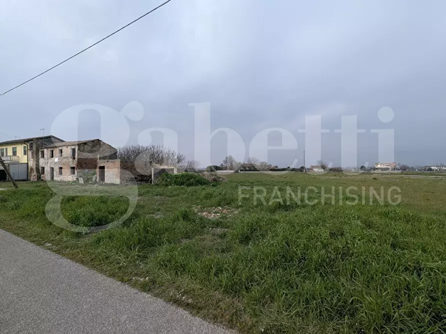 Immagine 5 di Rustico / casale in vendita  in Via CAVARZERE LocalitÃ  Ramoperaro, 00 a Cavarzere