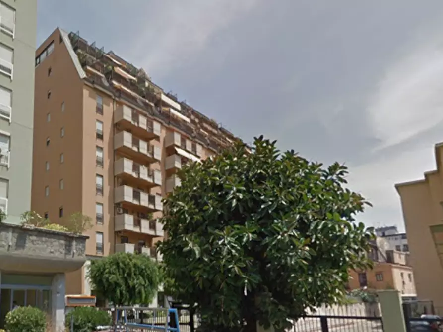 Immagine 8 di Ufficio in vendita  in Largo Lituania, 11 a Palermo