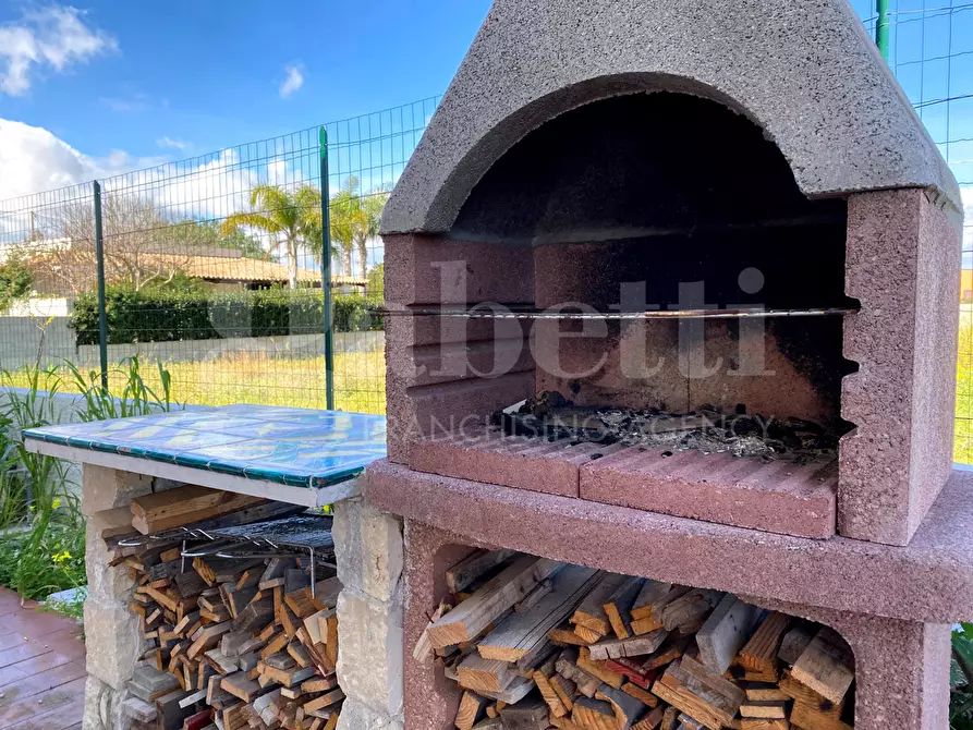 Immagine 13 di Villa in vendita  in Via Dell'oasi, . a Noto