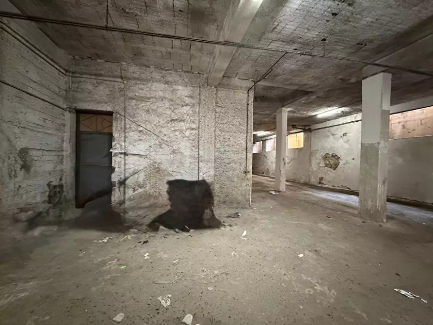 Immagine 17 di Box auto in vendita  in Via Roma, 61 a Sant'anastasia