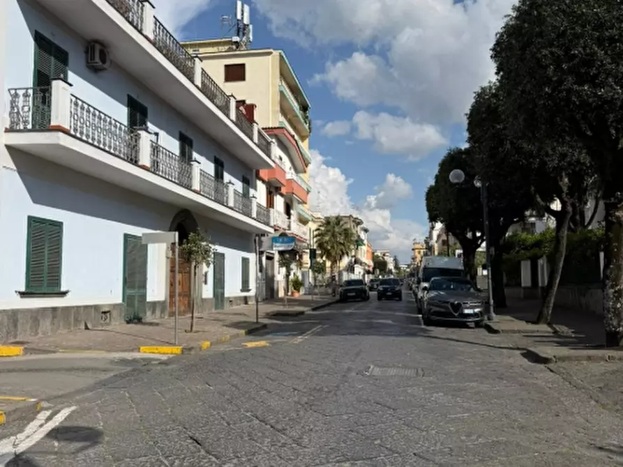 Immagine 1 di Negozio in affitto  in Via Antonio D'Auria, 150 a Sant'anastasia