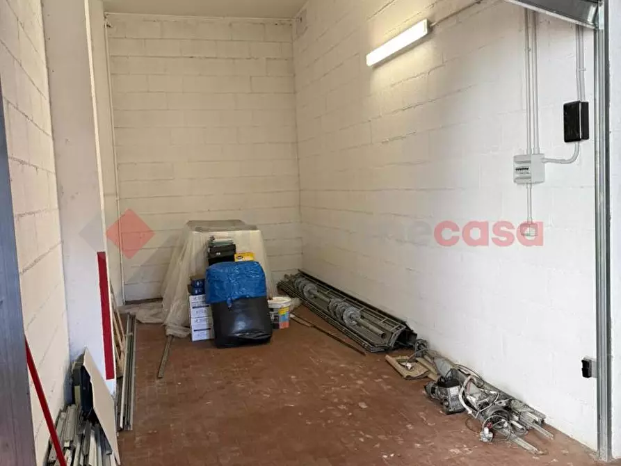 Immagine 10 di Box auto in vendita  in Via Alessandro Luzio, 38 a Roma