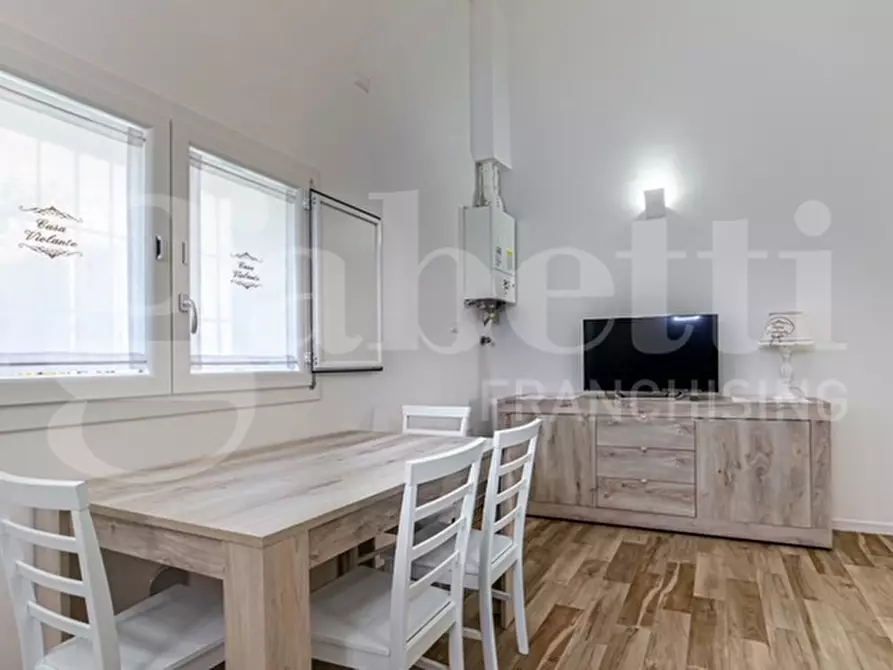 Immagine 6 di Loft/Open space in vendita  in Via RIMESSE a Bologna