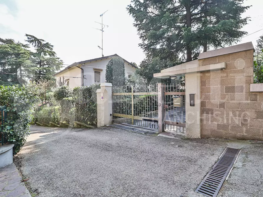 Immagine 30 di Appartamento in vendita  in Via MARIANI a Bologna