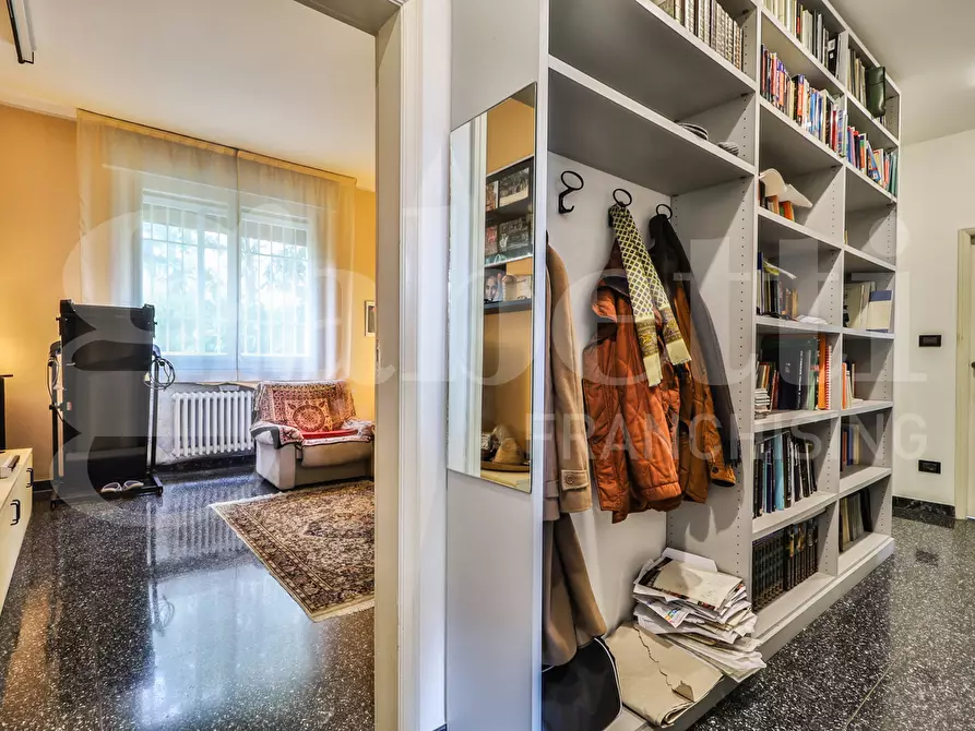 Immagine 10 di Appartamento in vendita  in Via MARIANI a Bologna