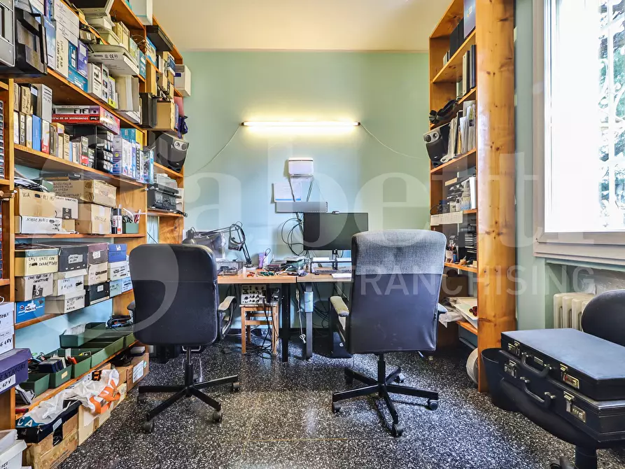 Immagine 16 di Appartamento in vendita  in Via MARIANI a Bologna