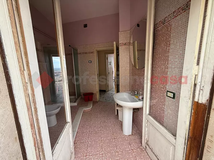 Immagine 19 di Appartamento in vendita  in Via Francesco Bulgarini, 125 a Tivoli