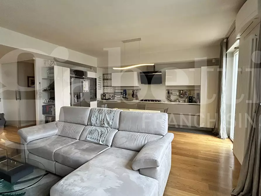 Immagine 6 di Appartamento in vendita  in Via Milano a Bologna